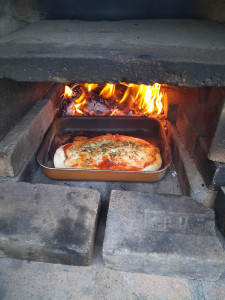 3 pizza .jpg